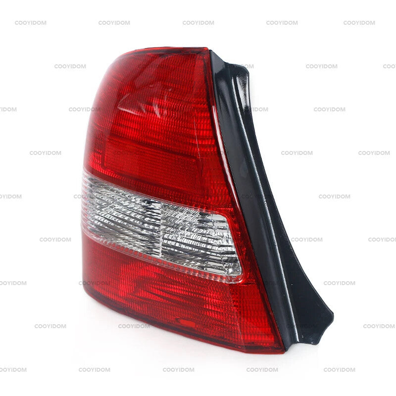 Right taillight without bulb applicable to for Mazda for Haima Familia BJ MK8 1998 - 2004