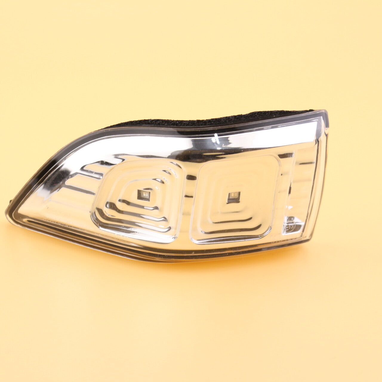 Driver Side Left Mirror Turn Signal Lamp 876144D000 for Kia Sedona 2010-2014