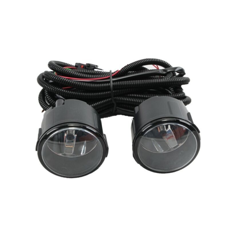 One set of fog lights, fog light covers, wiring harnesses, and switches suitable for Nissan Juke 2012-2014 DRL models.