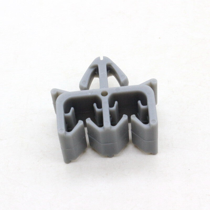 2. Pipeline harness clamp bracket retainer 90949-01C06 suitable for Toyota and for Lexus .