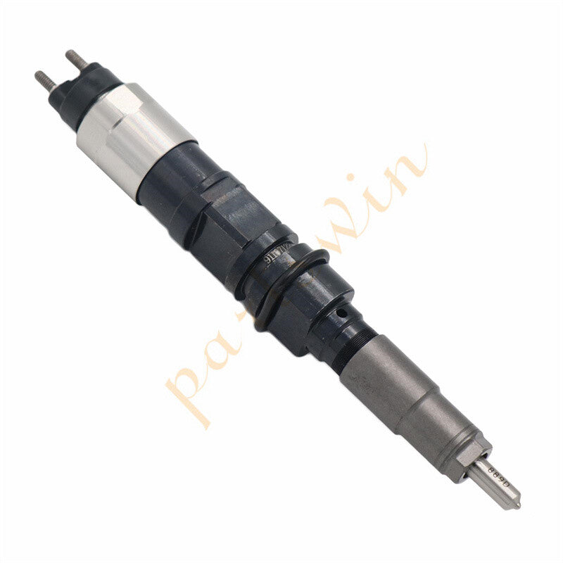 4-pack of new diesel fuel injectors for John Deer 8530 tractors 095000-6480 RE529149