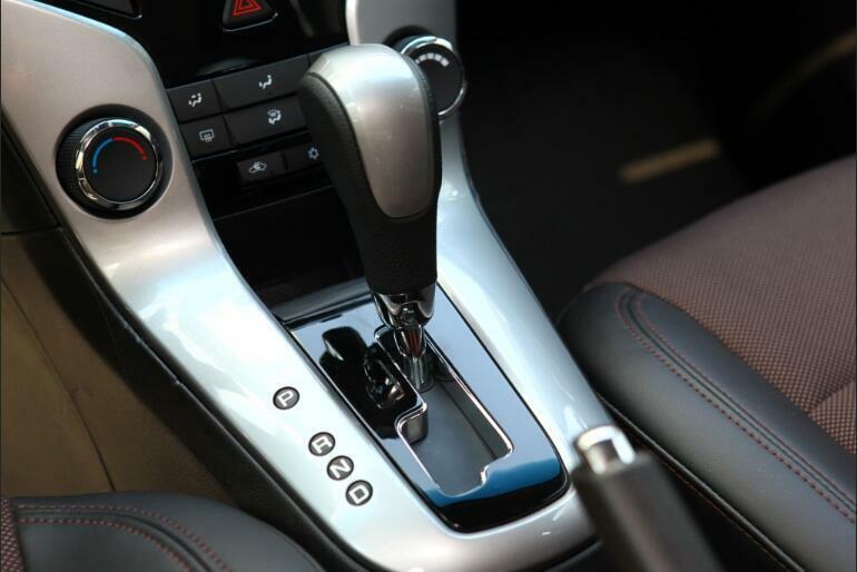 for Chevrolet for Cruze At 2010-15 Gloss Black Central Console Gear Shift Panel Trim