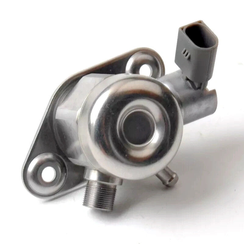 High-pressure fuel pump suitable for Mercedes-Benz W176, A45, C117, X117, CLA45, A1330700001