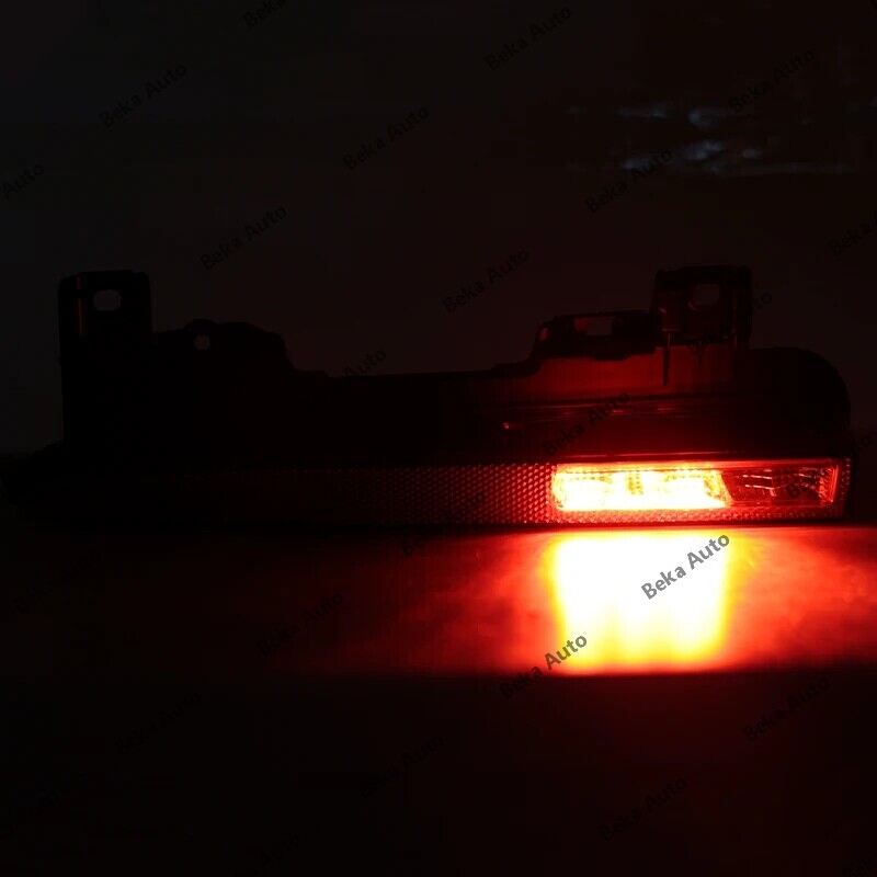 1Pcs for Porsche Macan 95B 2022-2023 Left Rear Bumper Reflector TailBrake Lamp