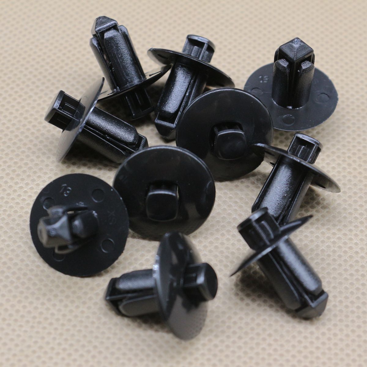 10-piece pack of front and rear bumper cover clips for Nissan and for Infiniti (01553-06721)