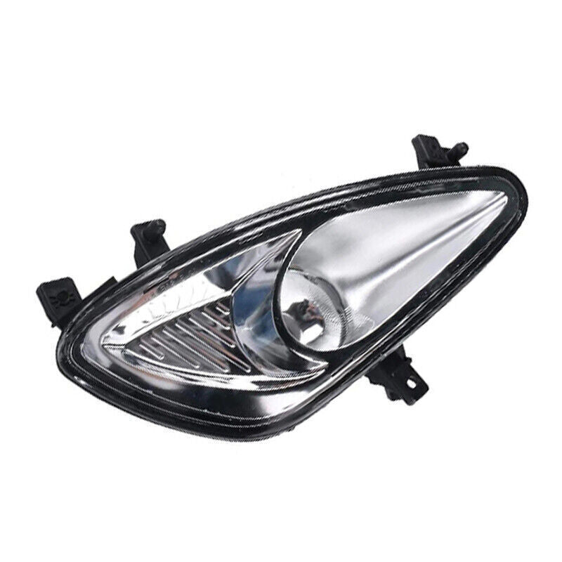 The left front bumper DRL fog light is applicable to 2007-2009 for Mercedes-Benz W221 S550 S600 models.
