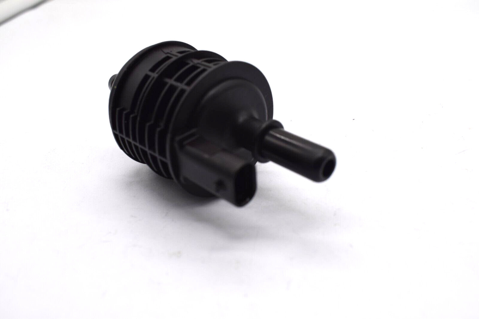 for Mercedes-Benz GLE400 SL450 A0014700993 Vapor Canister Purge Valve Solenoid