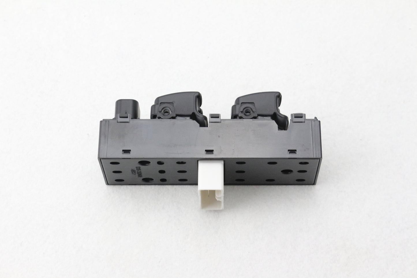 1Pc Front Left Power Window Master Switch 93570-1C110 for Hyundai Getz 2005