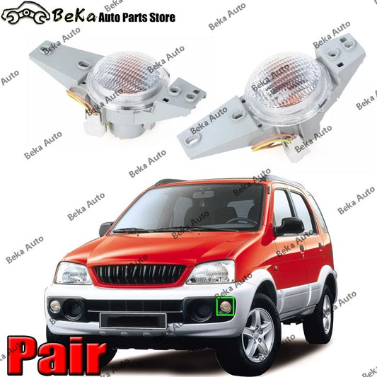 One pair of front turn signal lights/corner lights for Toyota Terios J100 1999-2005.