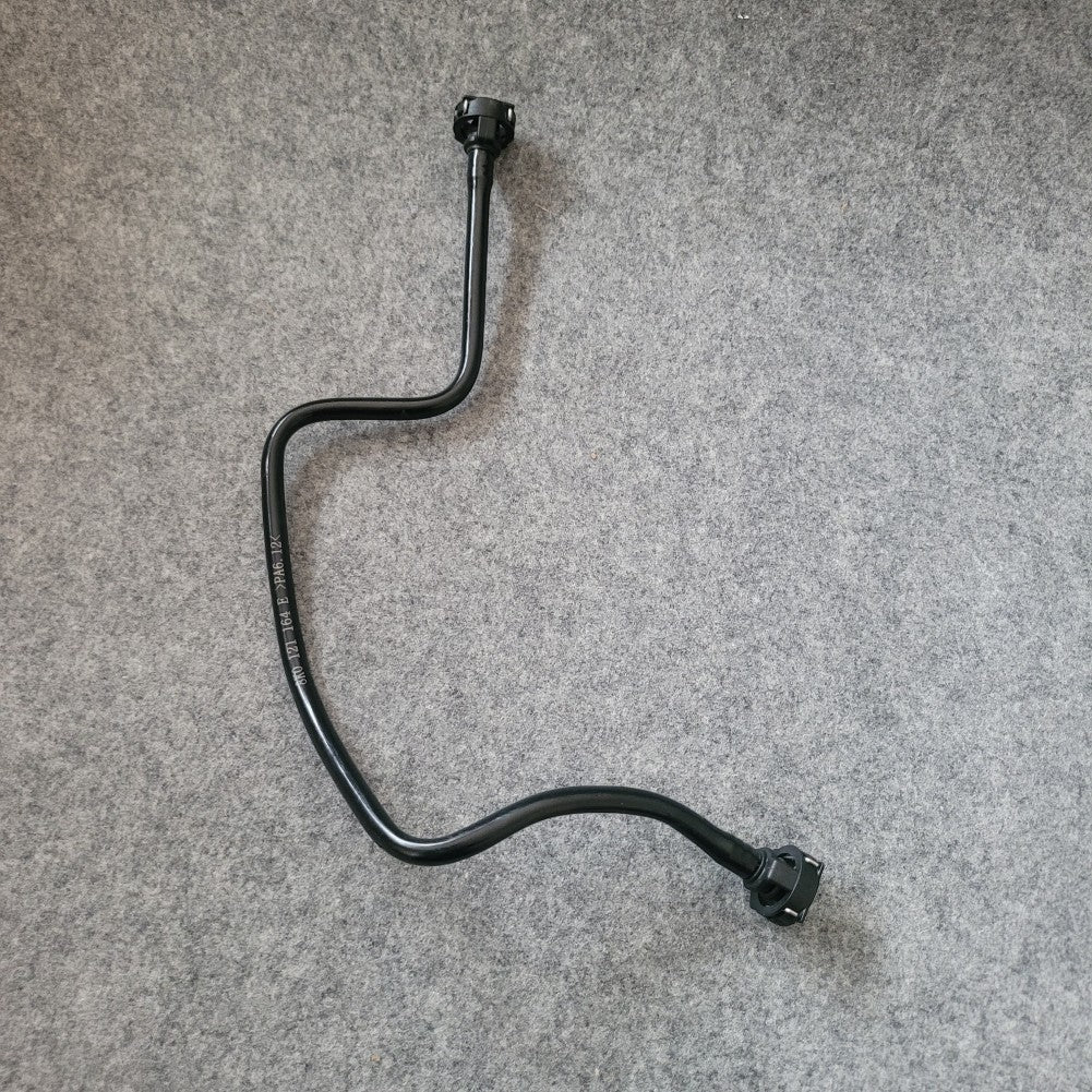 Engine coolant hose suitable for Audi for A4 B8 2010 - 2014