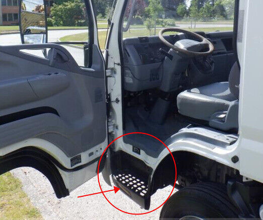 for Mitsubishi Canter Fuso Fe 05-20 Running Board Left Pedal Steps MK486009
