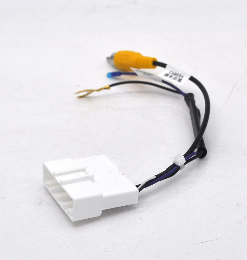 Reverse Camera Retention Adaptor Cable for Nissan Altima Sentra Rogue Titan leaf