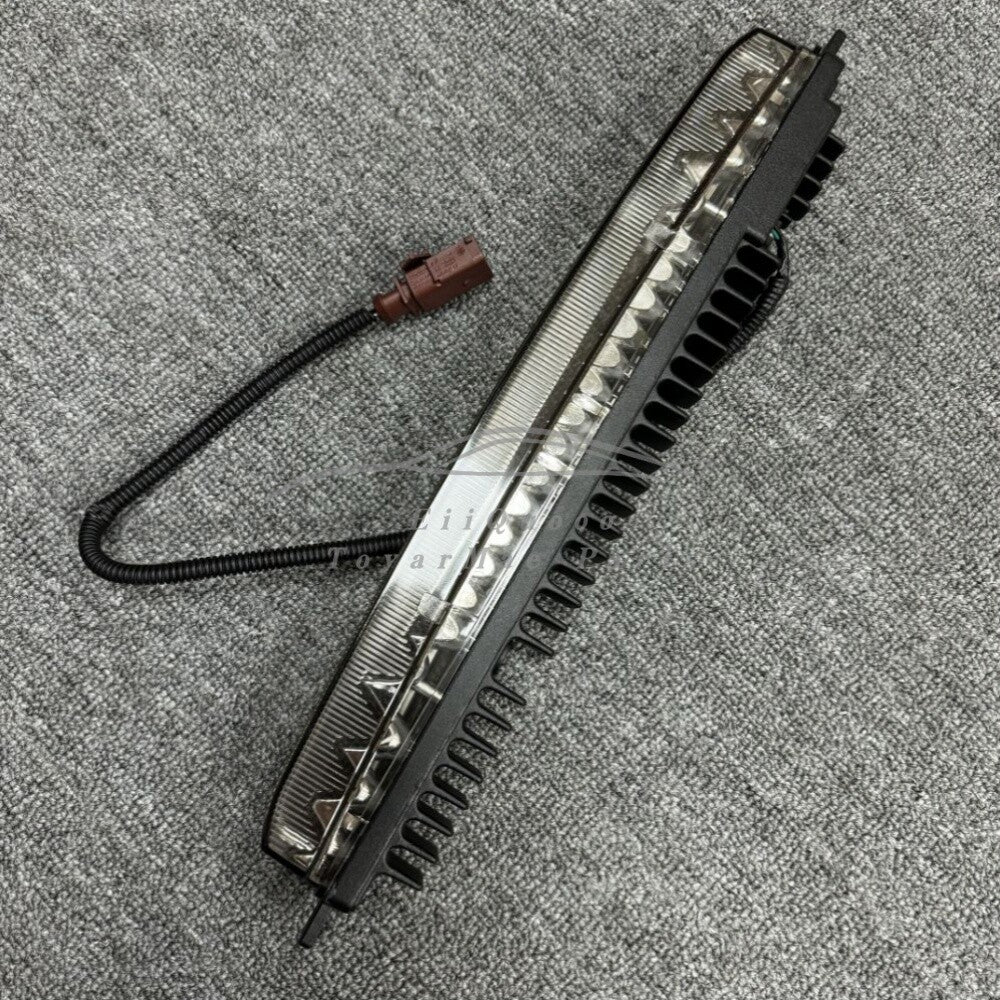 New for Bentley (GT,GTC,Flying Spur) Reversing/Fog Lamp 3W3945703B