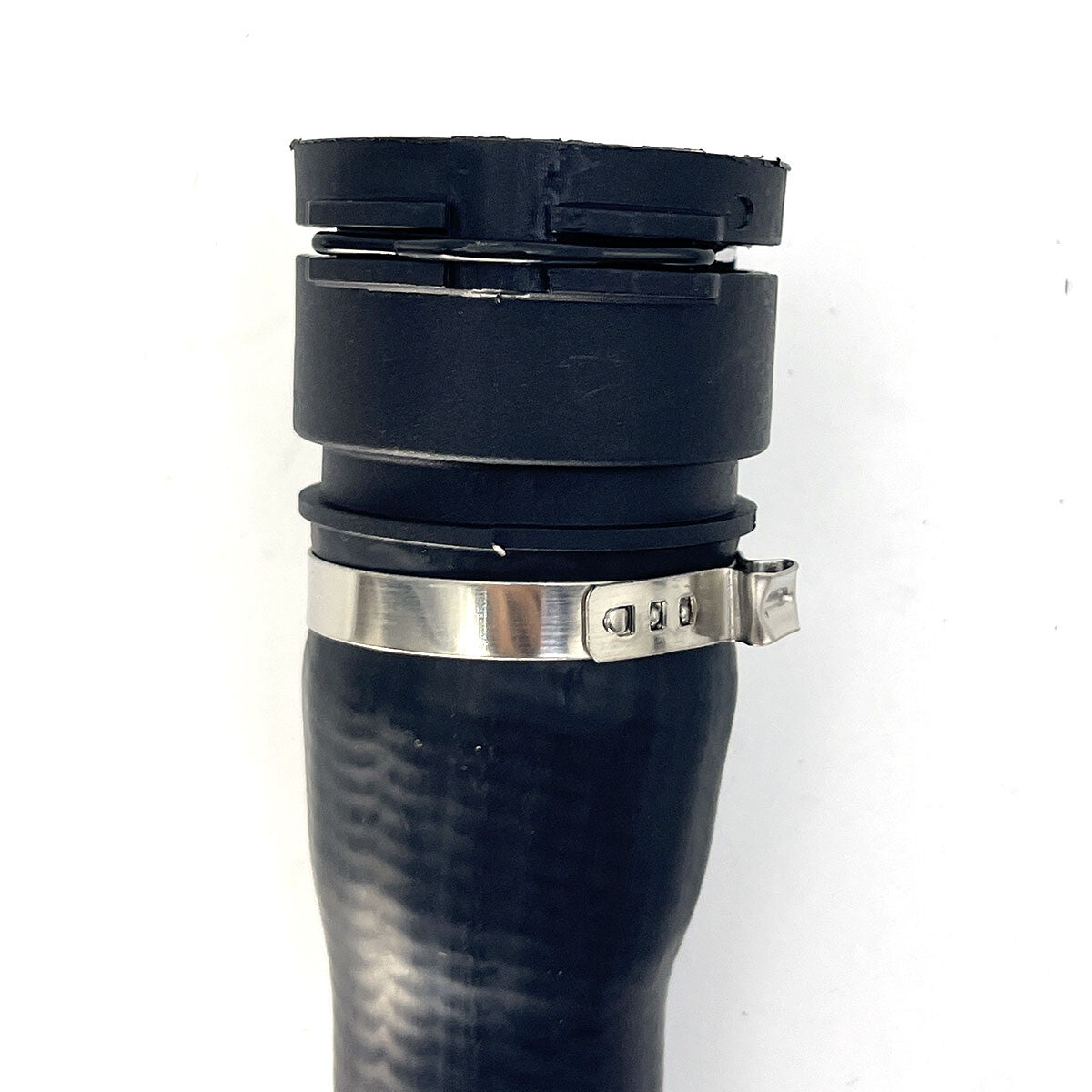 OE 17127617363 new, high-quality parts for BMW coolant piping systems (factory-directed).
