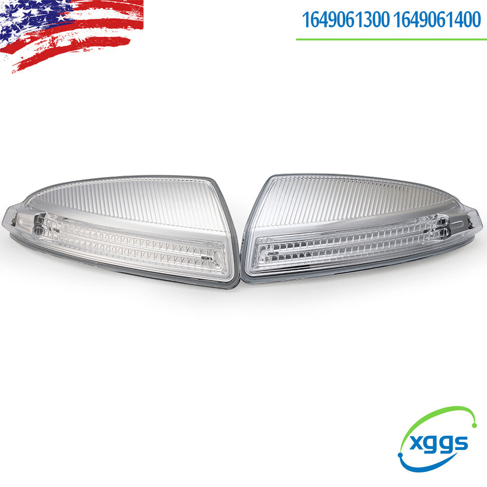 A pair of 1649061300 and 1649061400 door mirror turn signal lights suitable for MB, ML, GL, W164 09-10