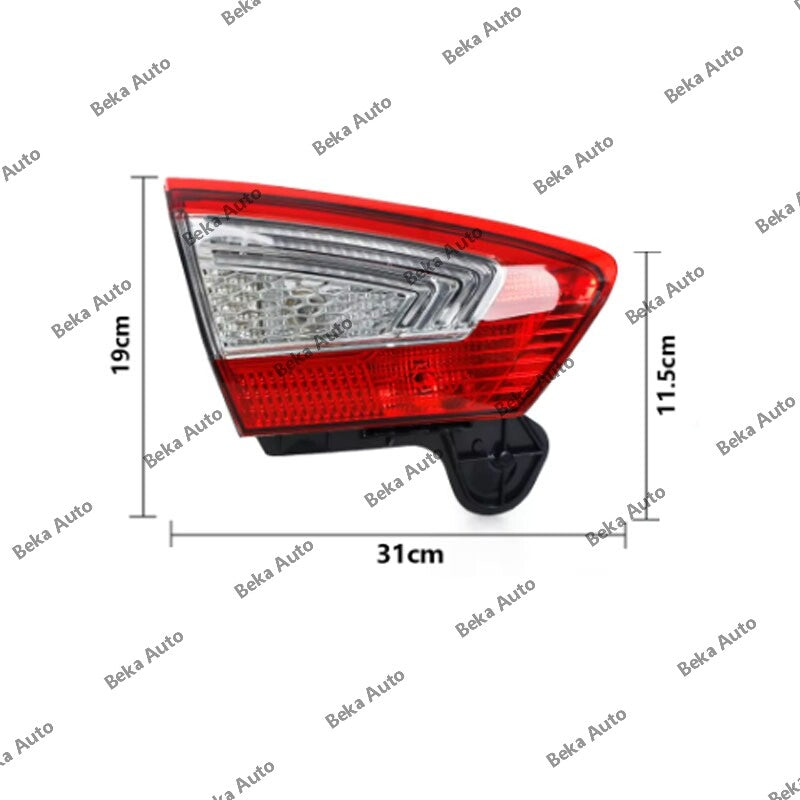 1-piece set of right inner rear taillights for 2011-2012 for Ford Mondeo Fusion DRL.