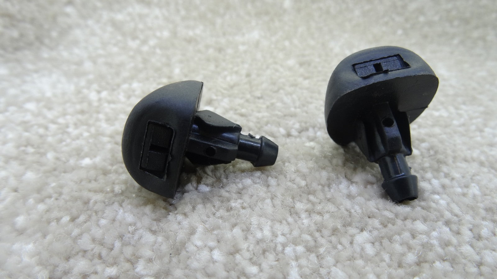 NEW for MITSUBISHI WATER SPRAY JET WASHER NOZZLE BLACK FOR FRONT WINDSHIELD