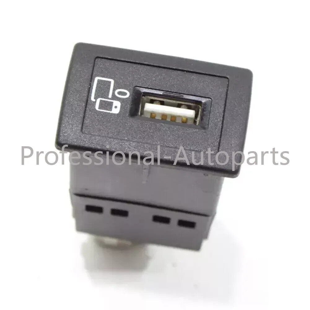2058202003 USB plug port socket for Mercedes Class C W205 2019-2021