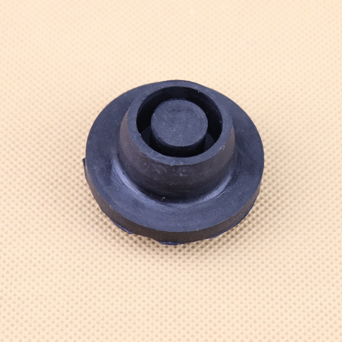 1PCS for TOYOTA RADIATOR ASSY UPPER INSULATOR Radiator Mount Bushing 1652320020