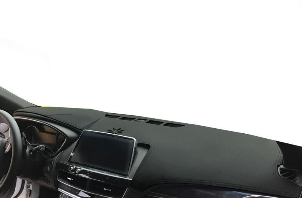 1X PU Leather Dashboard Dash Mat Non-slip DashMat Sun Pad for Cadillac CT5 20-24