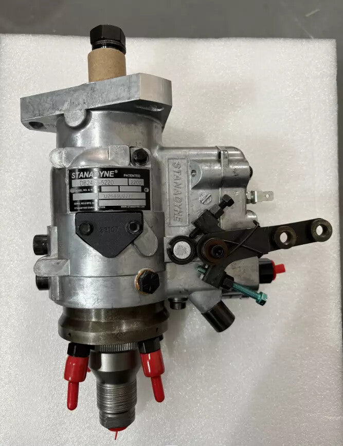 DB2435-5220 2643U221 Fuel Injection Pump for CAT 210C Loader Backhoe