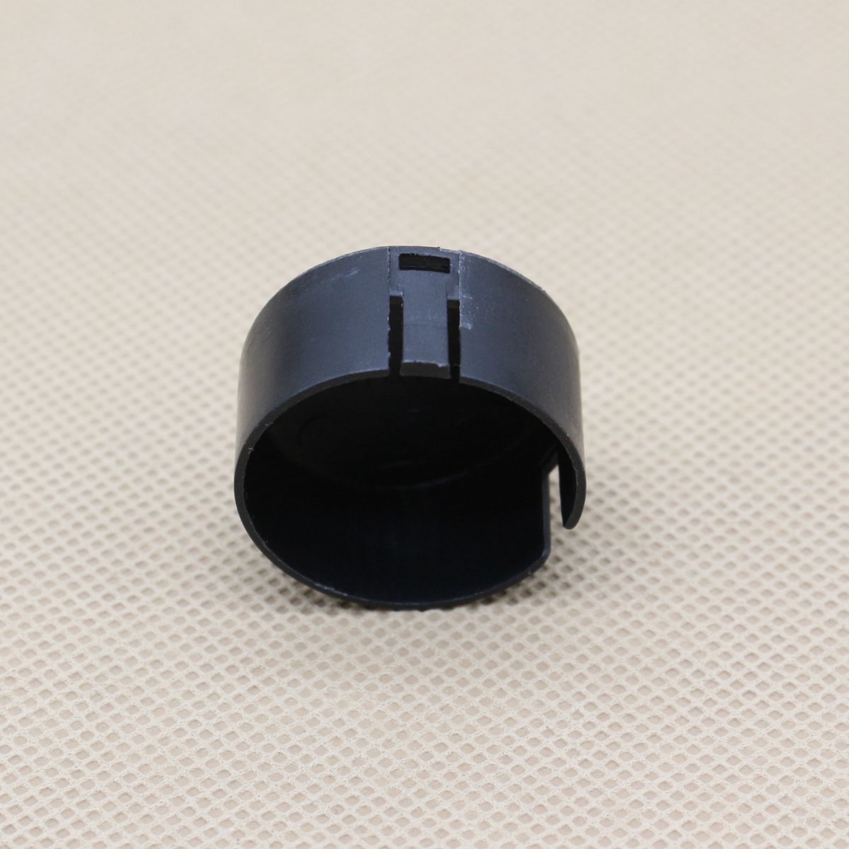 Rear windshield wiper arm caps are suitable for Buick Rainier, for Chevrolet Blazer, and for GMC Envoy.