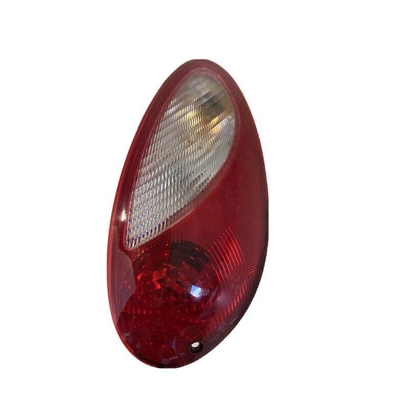 Right passenger-side taillight assembly for Chrysler PT Cruiser 05116222AA