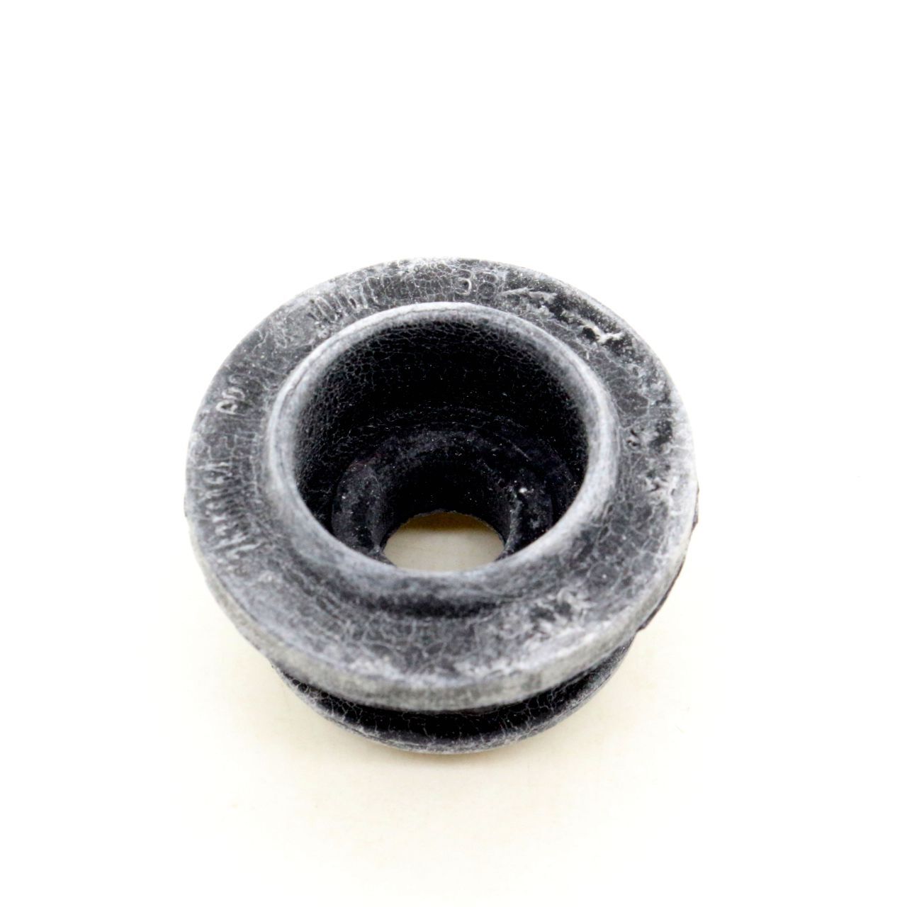 Air Cleaner Body Upper Rubber Insulator Housing Mount Grommet 9129705 For GM
