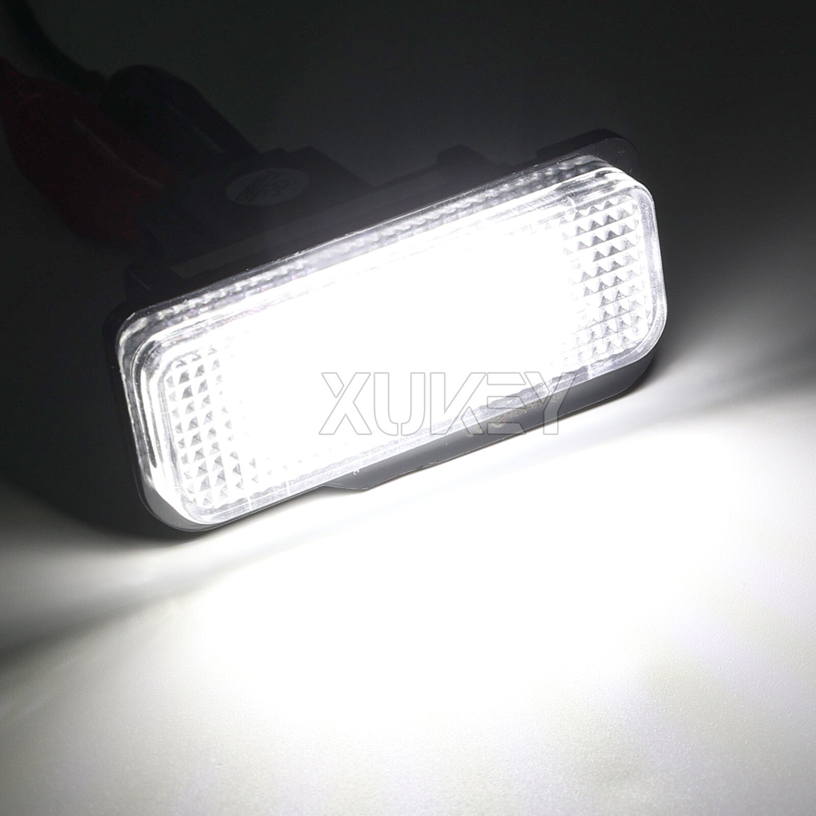18-SMD Error Free LED License Plate Light Lamps for Mercedes-Benz C E CLS Class