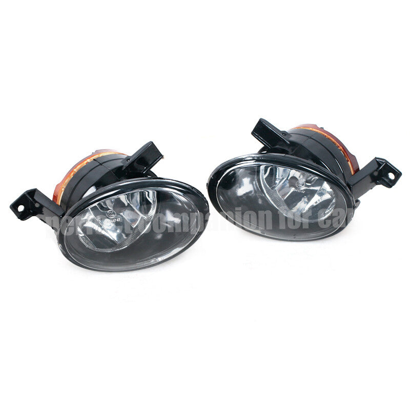 Left and right cleaning lens fog lights and front bumper fog lights are suitable for Volkswagen for Tiguan 2012-2017.