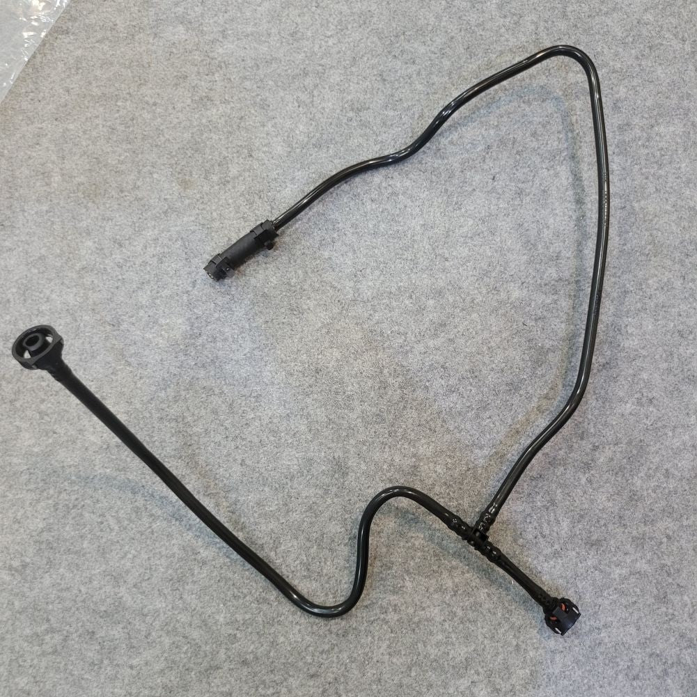 Ventilation hose suitable for Mercedes-Benz ML/GL/GLS/GLE 350 1665000091