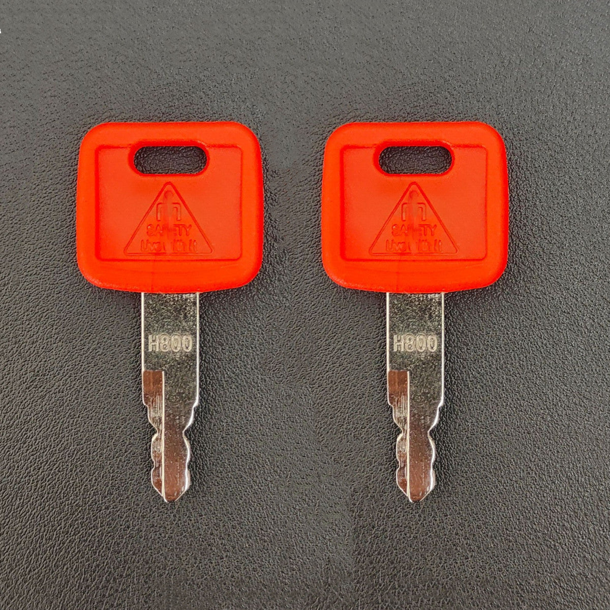 2x Keys For , Hitachi Excavator, Case Dozer H800 AT194969