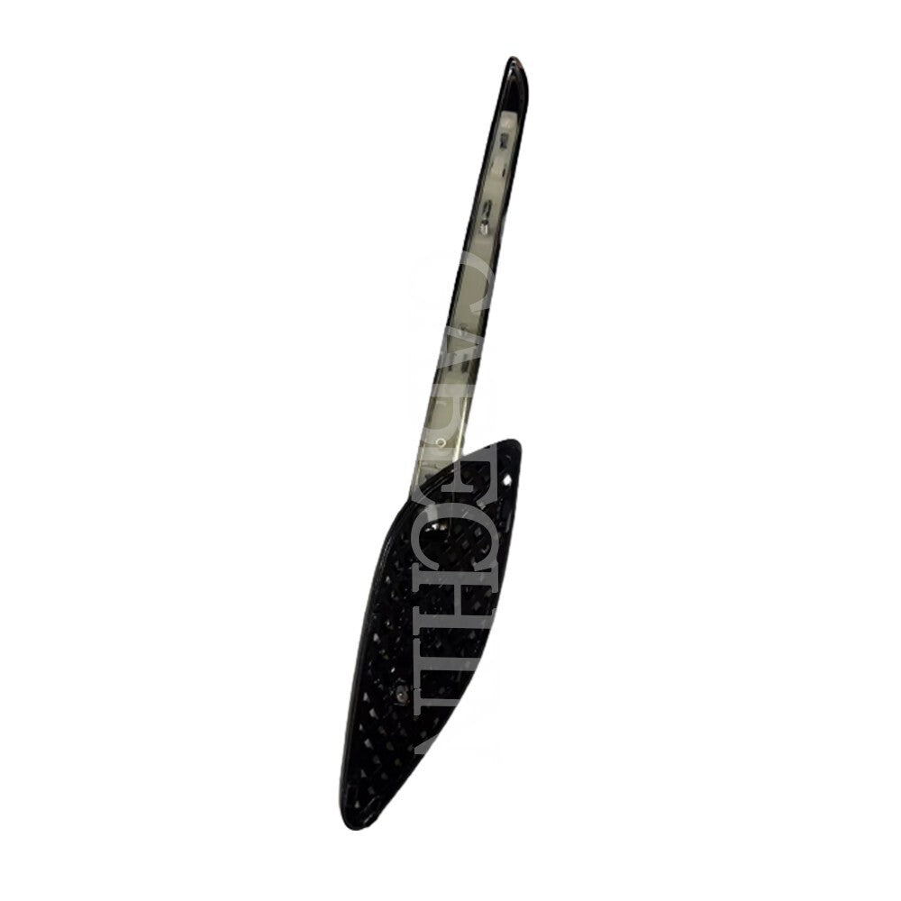 Suitable for Bentley Flying Spur Front Fender Air Vent Grille Right. Equipment Manufacturer: 4W0821942E