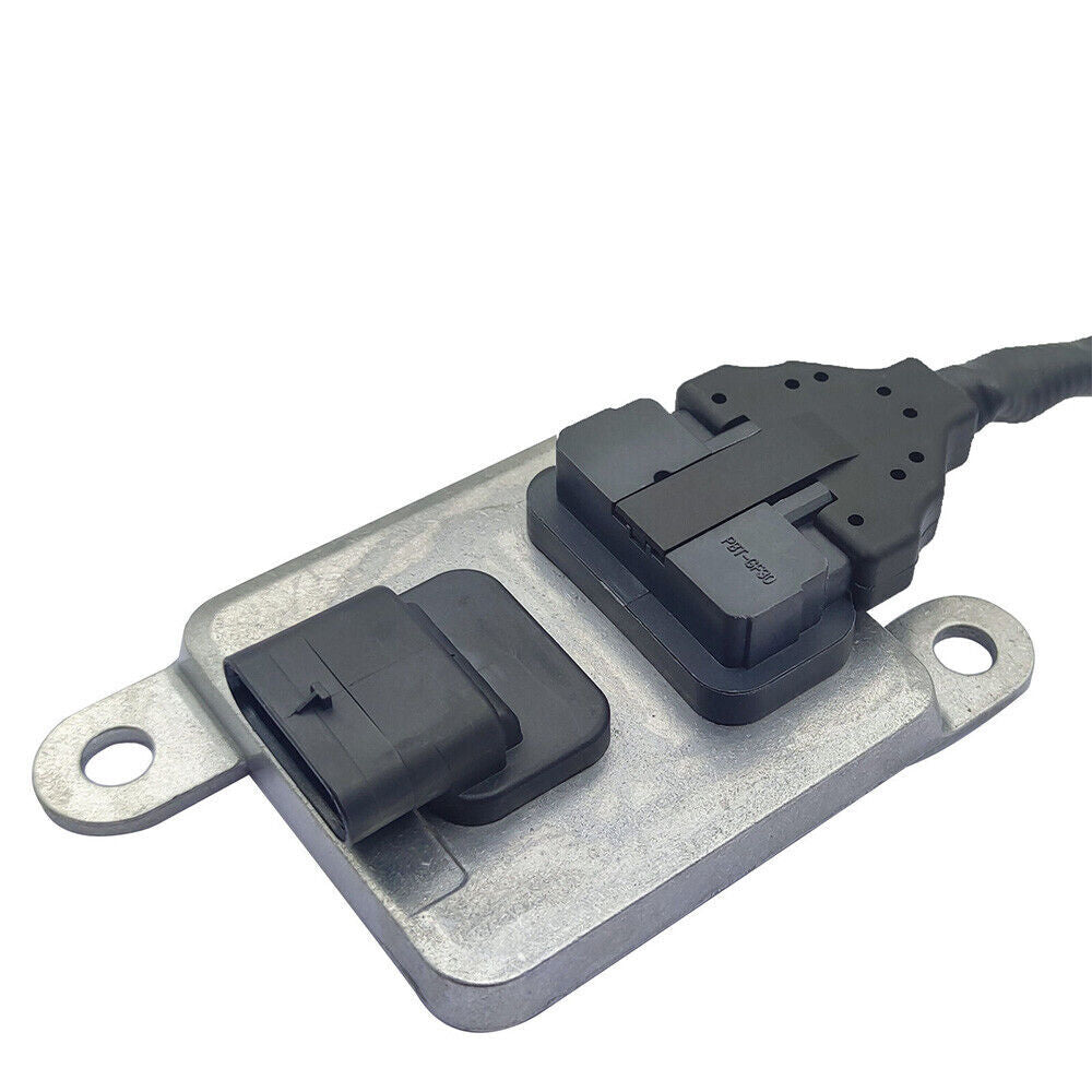 One pack of new NOX sensor ML239299 for Mitsubishi Canter/Fuso 12V 5WK97200.