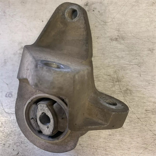 Box Mount Replace# F1F16P093RB