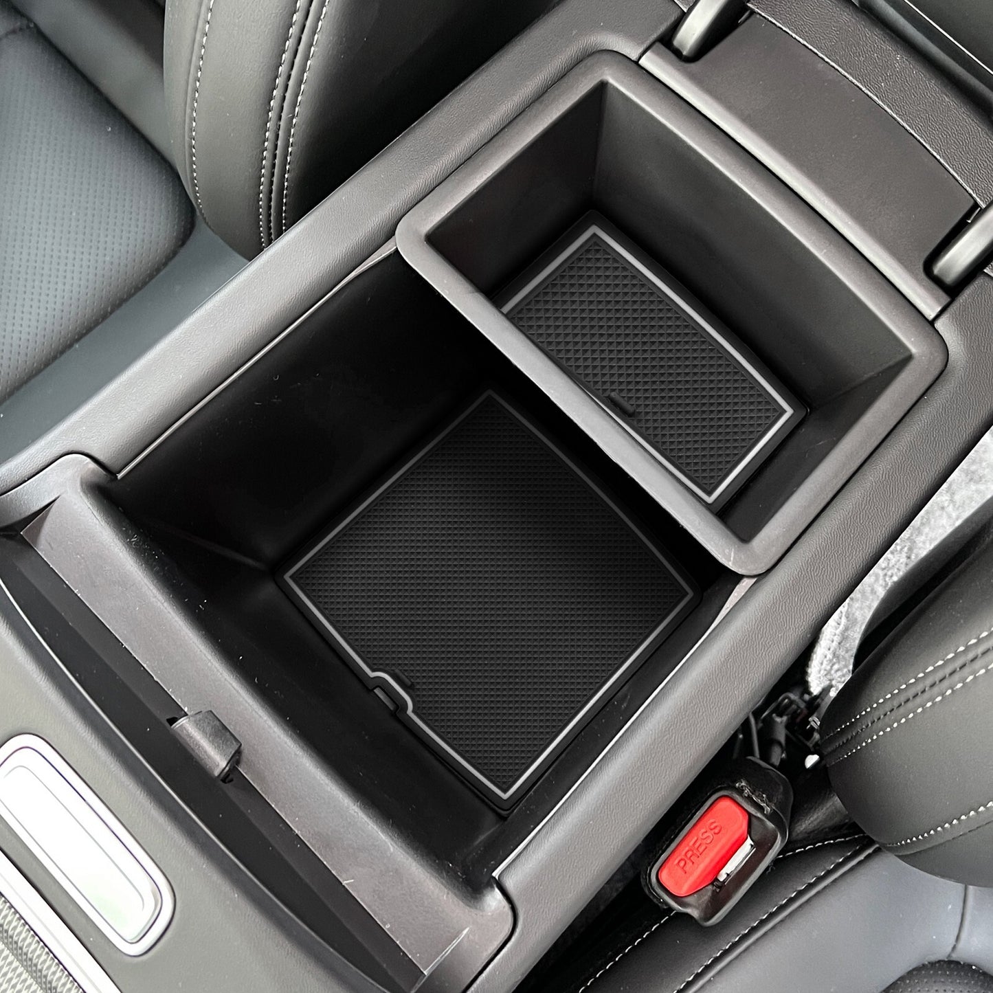 Anti-Slip Gate Slot Cup Mat for Hyundai SantaFe 2023 2024 Pad Accessories WHITE