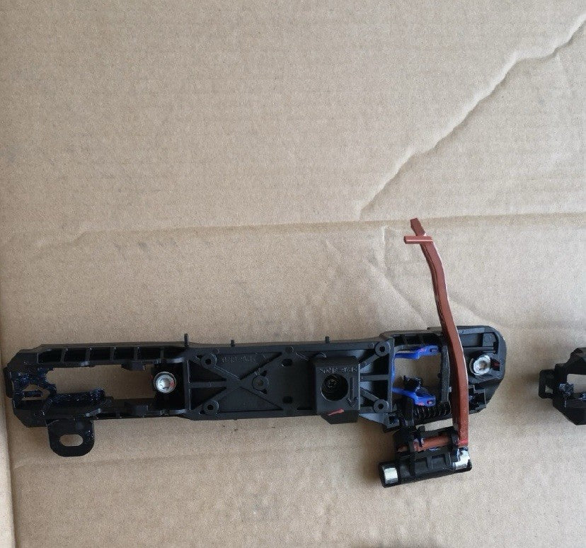 Genuine for Toyota 2013¨C2018 RAV4 Rear Left Door Handle Base 69204-0R030