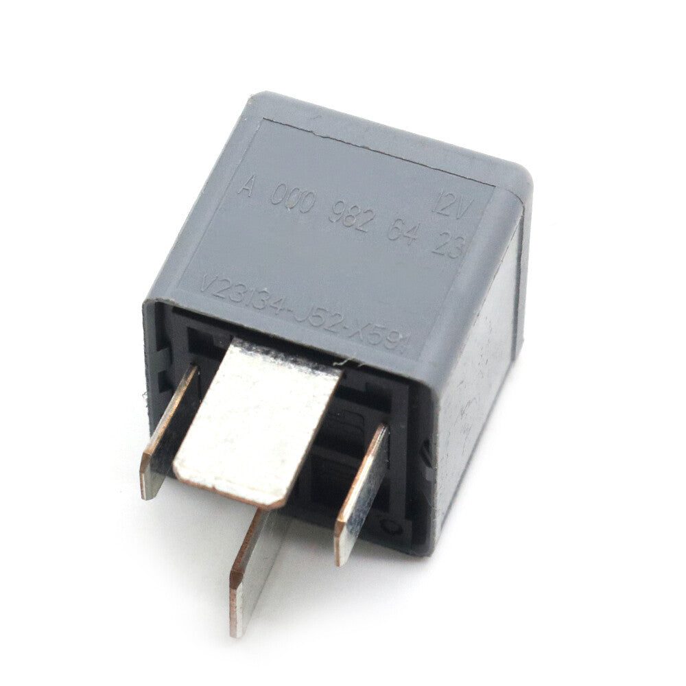 1PC 4-PIN Multi-Function Relay A0009826423 for MERCEDES-BENZ C230 E500 SL55 AMG