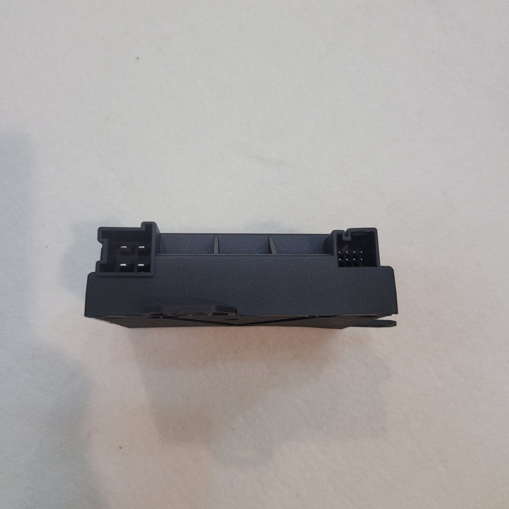 Fuel Pump Control Module for Mercedes W212 E550 06-14
