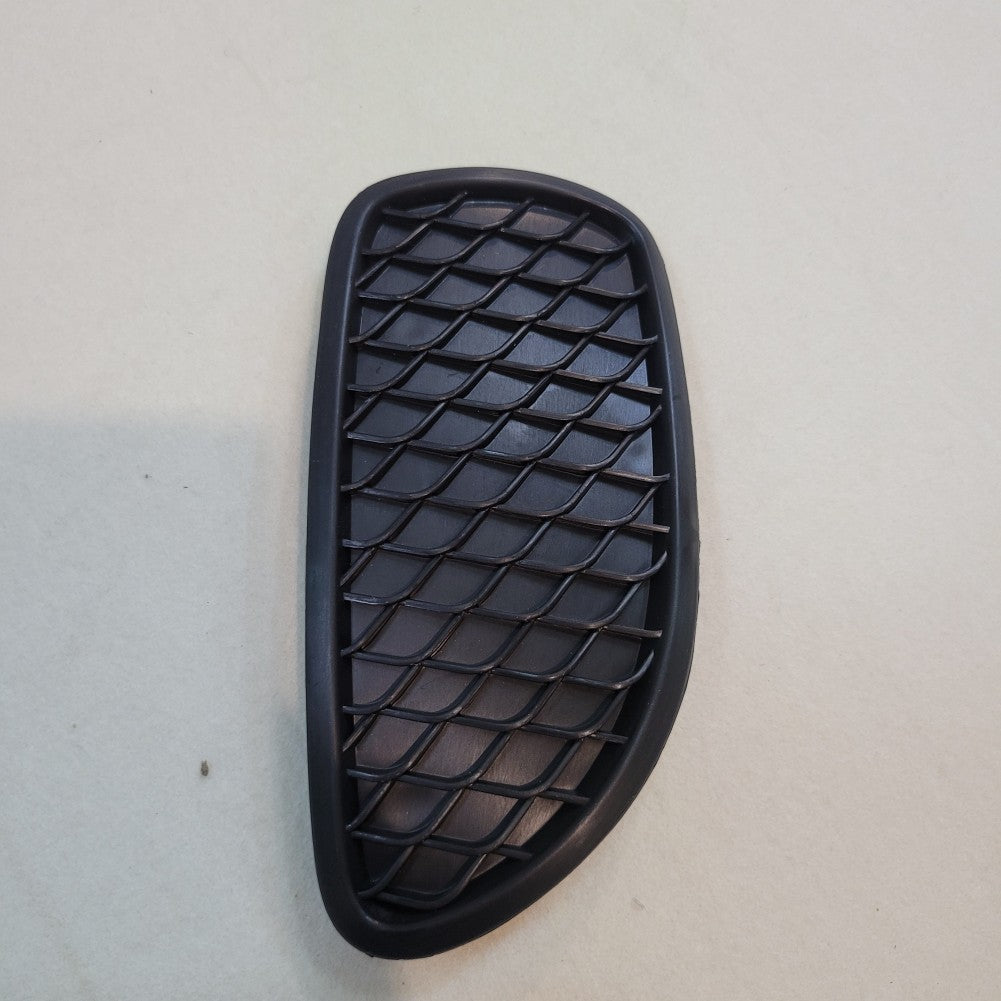 Front Outer Grilles for Mercedes Benz X156 GLA 18-20