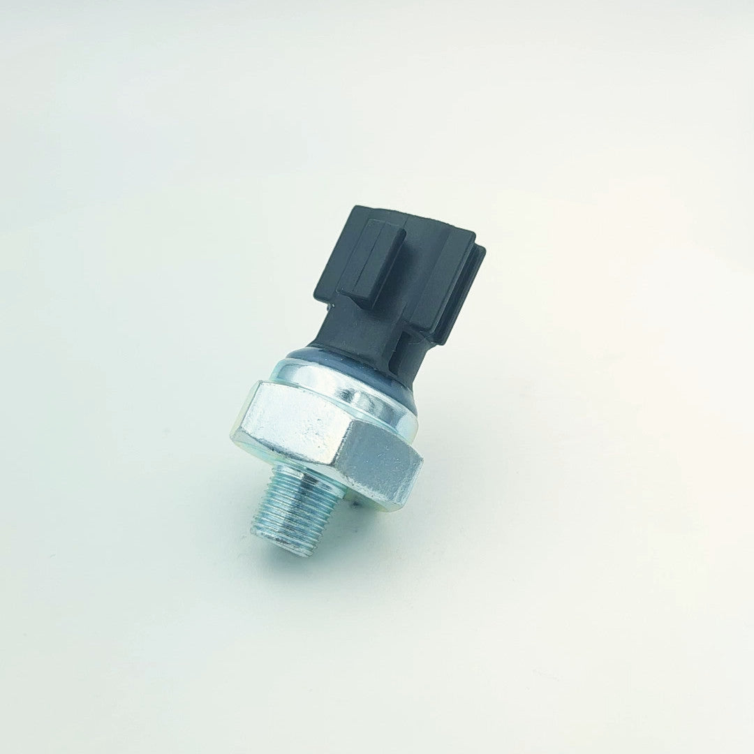 New Fuel Rail Pressure Sensor 25070-CD00A