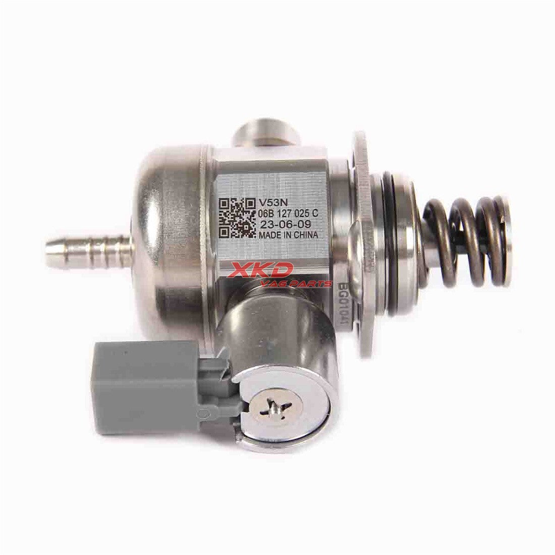 1.8T high-pressure fuel pump suitable for Volkswagen for Passat and for Audi A4 CJE DAJ CYG 06B127025A