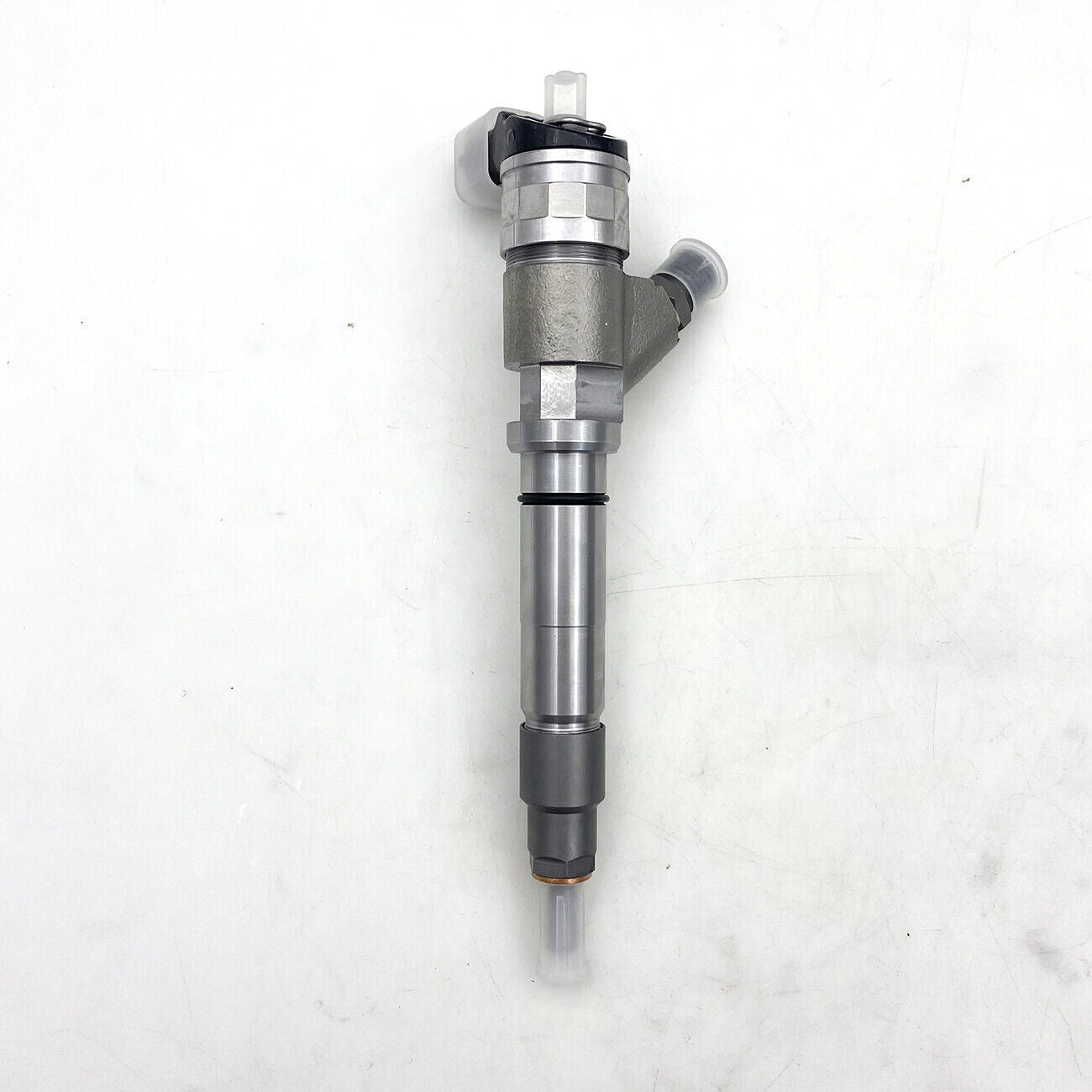 New Fuel Injector 0445120082 for 2007.5-2010 DURAMAX 6.6L Diesel