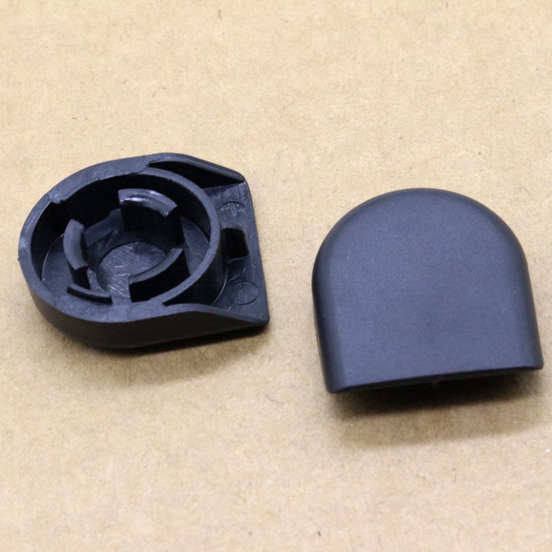 2. Suitable for Toyota for Land Cruiser left and right front windshield wiper arm clip caps